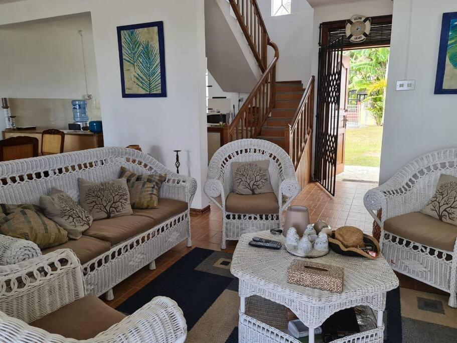 Vacation Beach House South Of Mauritius - Riambel Esterno foto